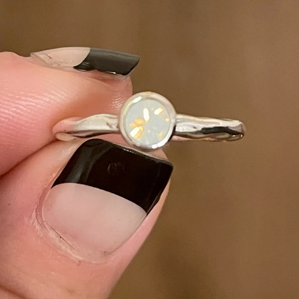 Moonstone ring - Picture 1 of 3